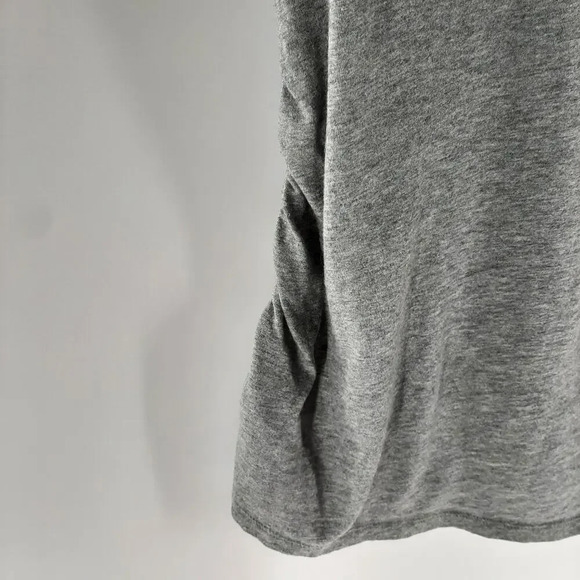 Ingrid & Isabel Womens Maternity V-Neck T-Shirt Size XS Gray V-neck - Picture 3 of 7